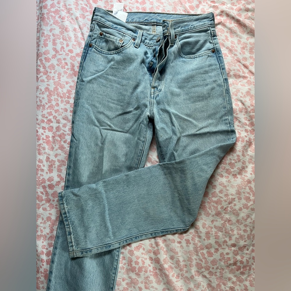 501® ORIGINAL CROPPED WOMEN'S JEANS
Size 28 x 28